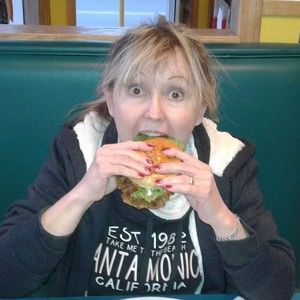 Meet your Posher, Ray anne